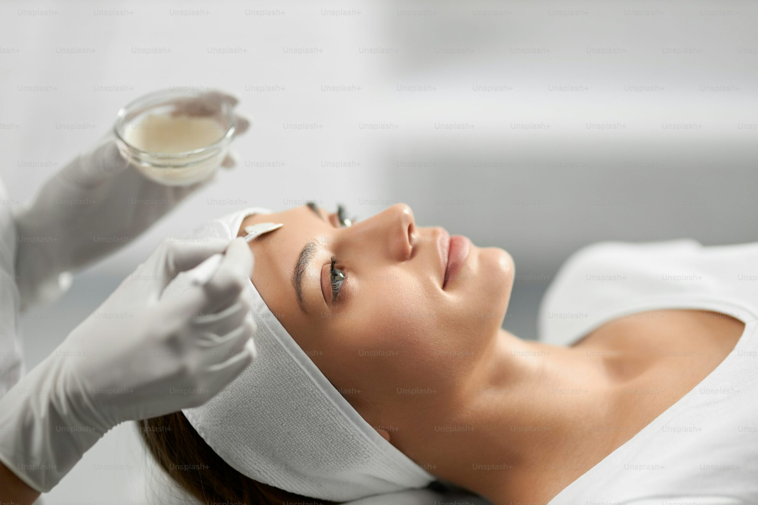 facials-services-in-orange-ca - mashmeover esthetics a woman getting a facial service in orange, ca at mashmeover esthetics